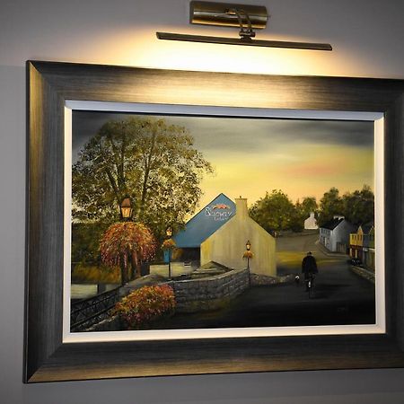 The Leitrim Inn And Blueway Lodge County Leitrim Buitenkant foto