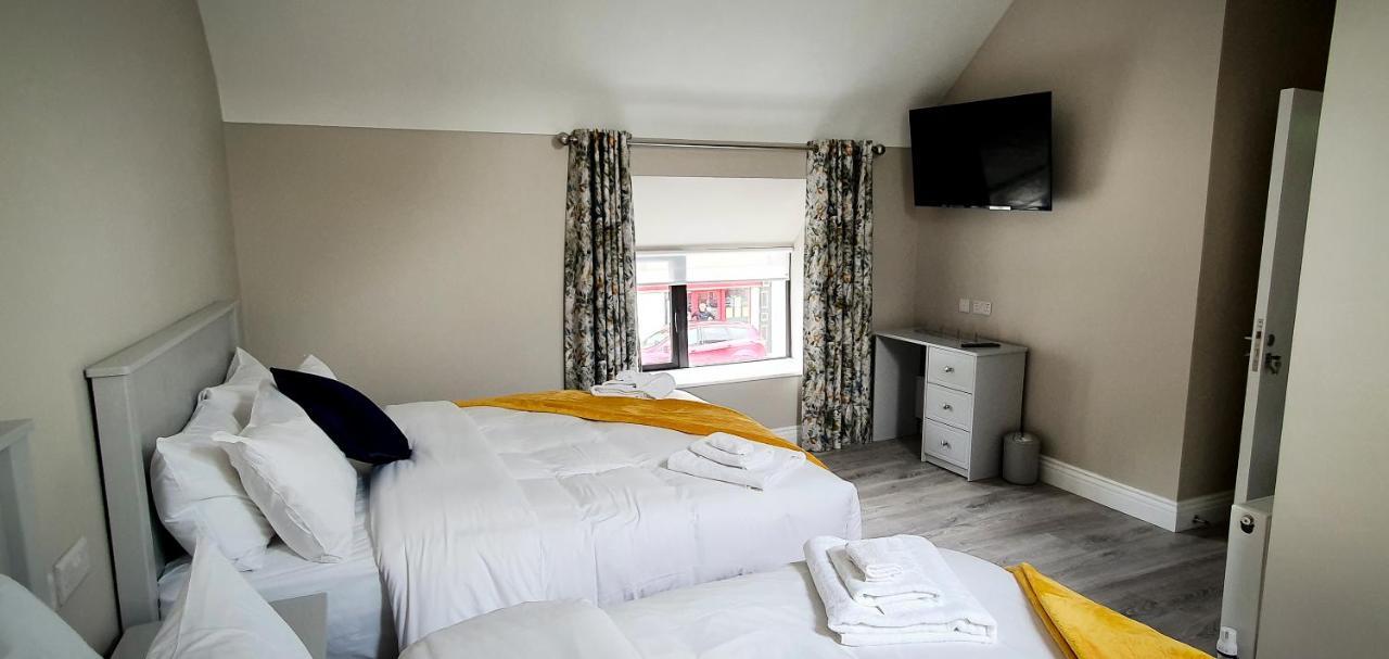 The Leitrim Inn And Blueway Lodge County Leitrim Buitenkant foto