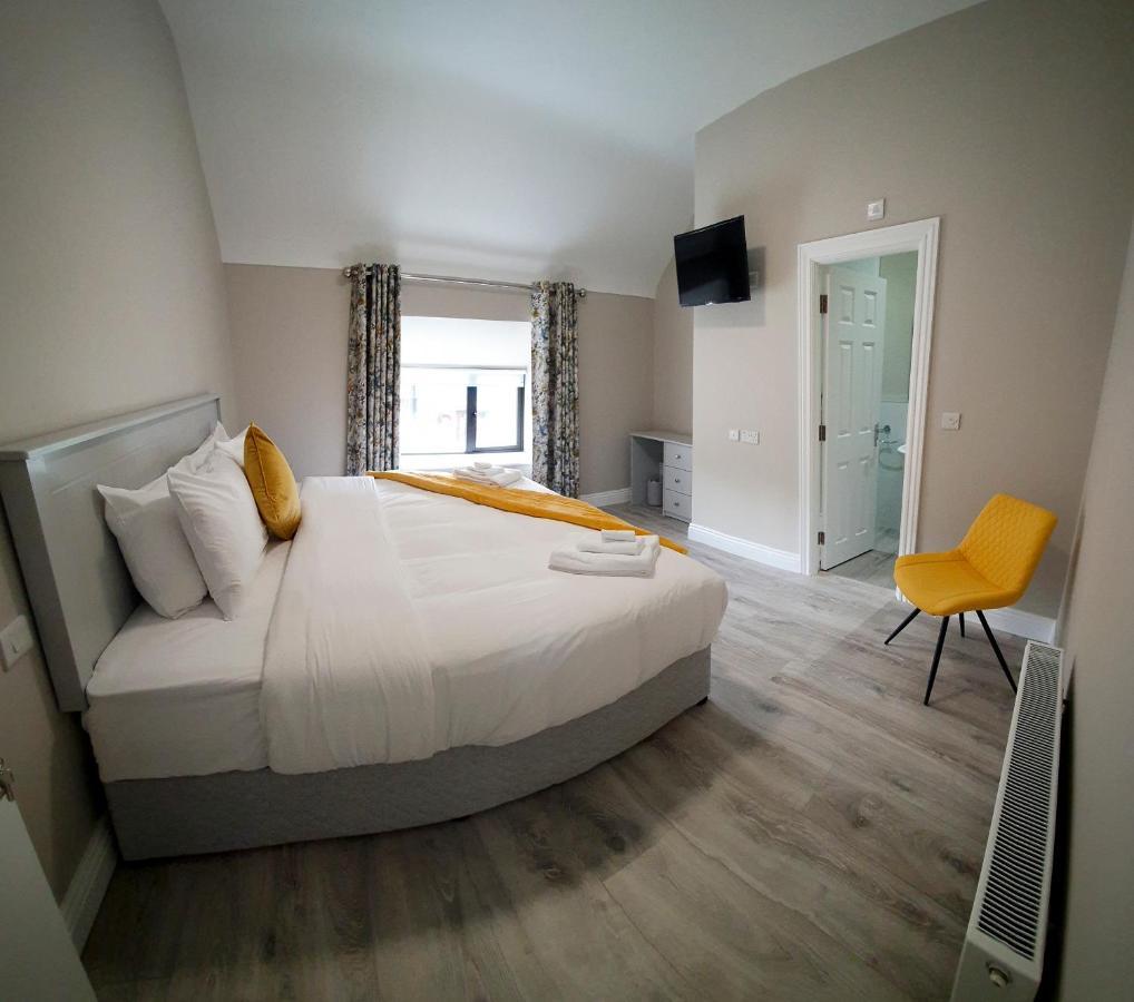 The Leitrim Inn And Blueway Lodge County Leitrim Buitenkant foto