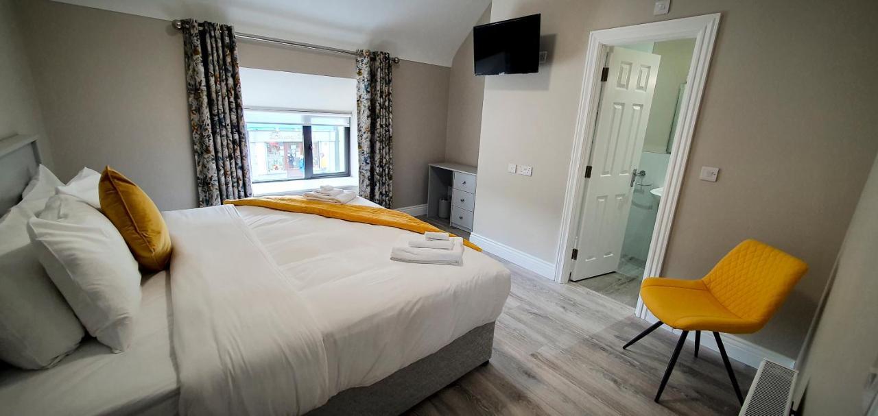 The Leitrim Inn And Blueway Lodge County Leitrim Buitenkant foto