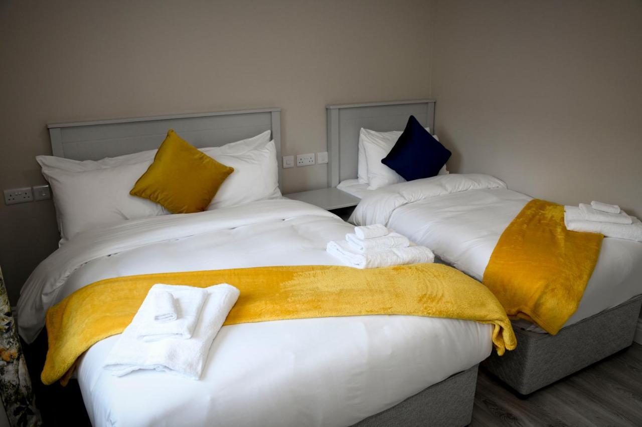 The Leitrim Inn And Blueway Lodge County Leitrim Buitenkant foto