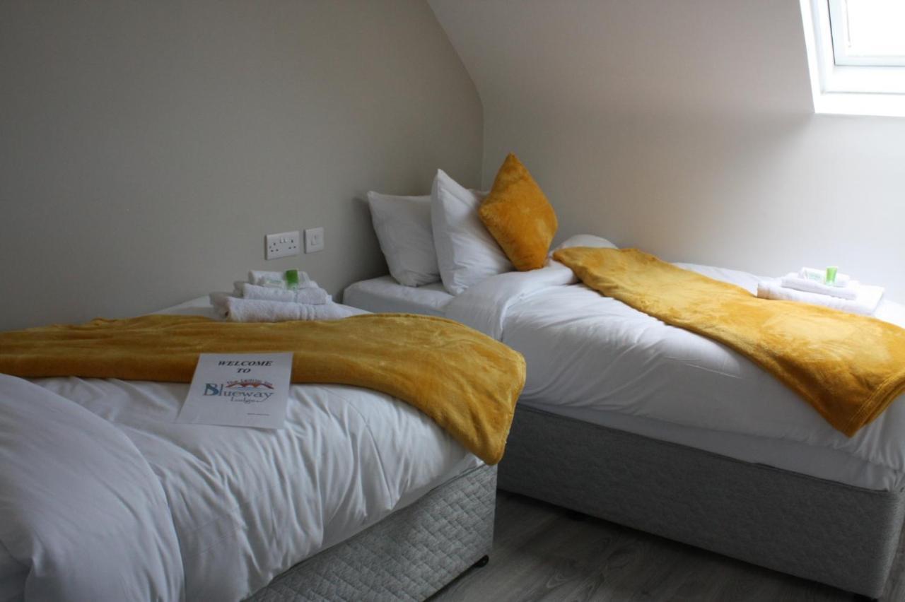 The Leitrim Inn And Blueway Lodge County Leitrim Buitenkant foto